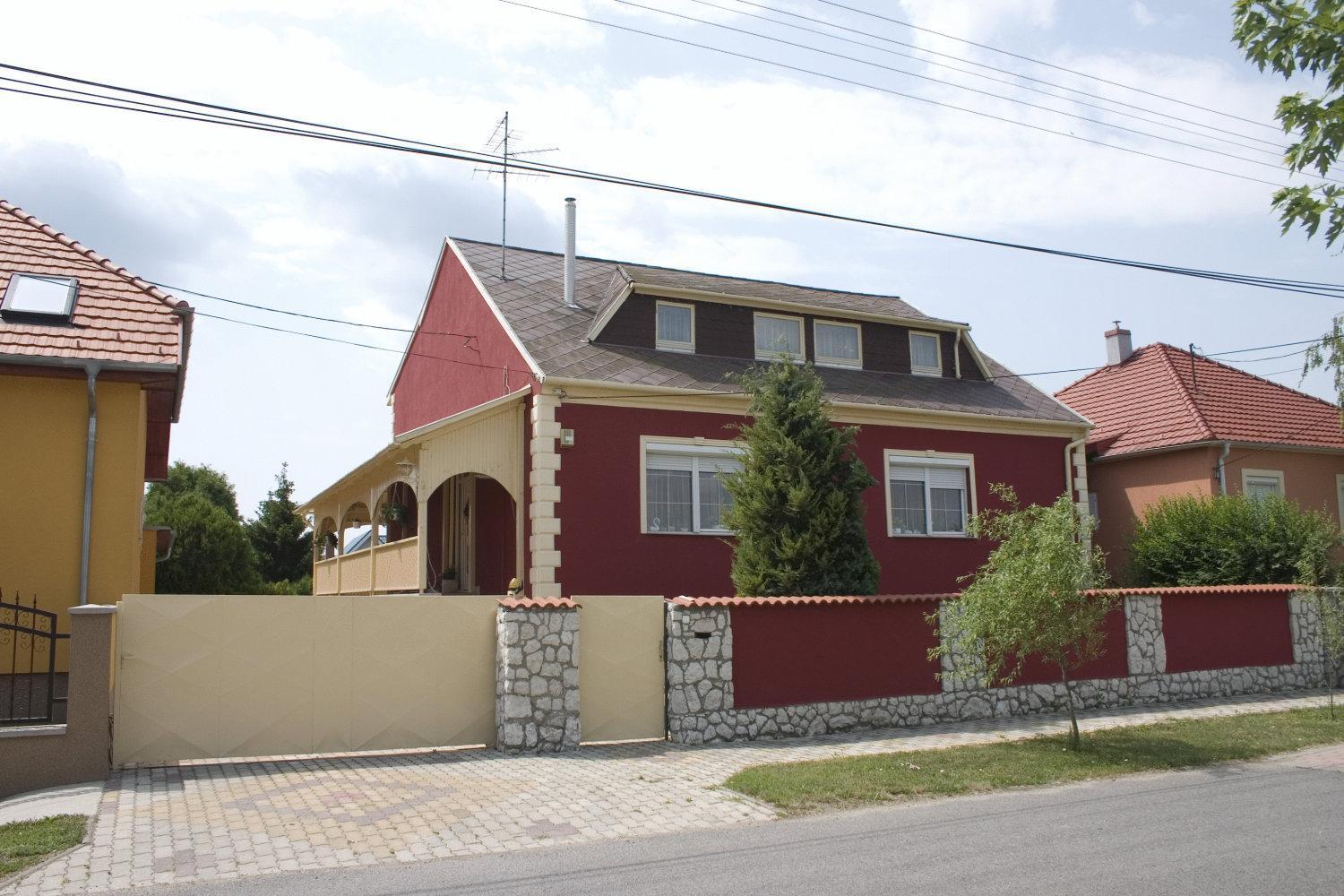 厄多斯公寓酒店 Mosonmagyaróvár 外观 照片